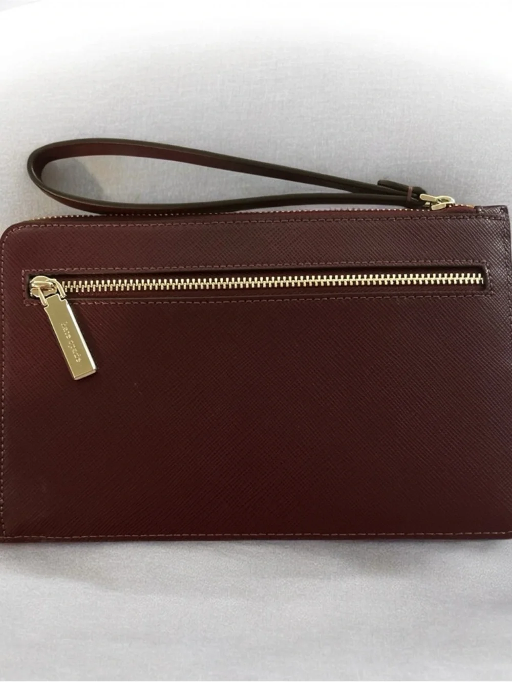 NWOT Kate Spade Staci Medium L Zip Wristlet Clutch Wallet - Deep Berry - Picture 2 of 3
